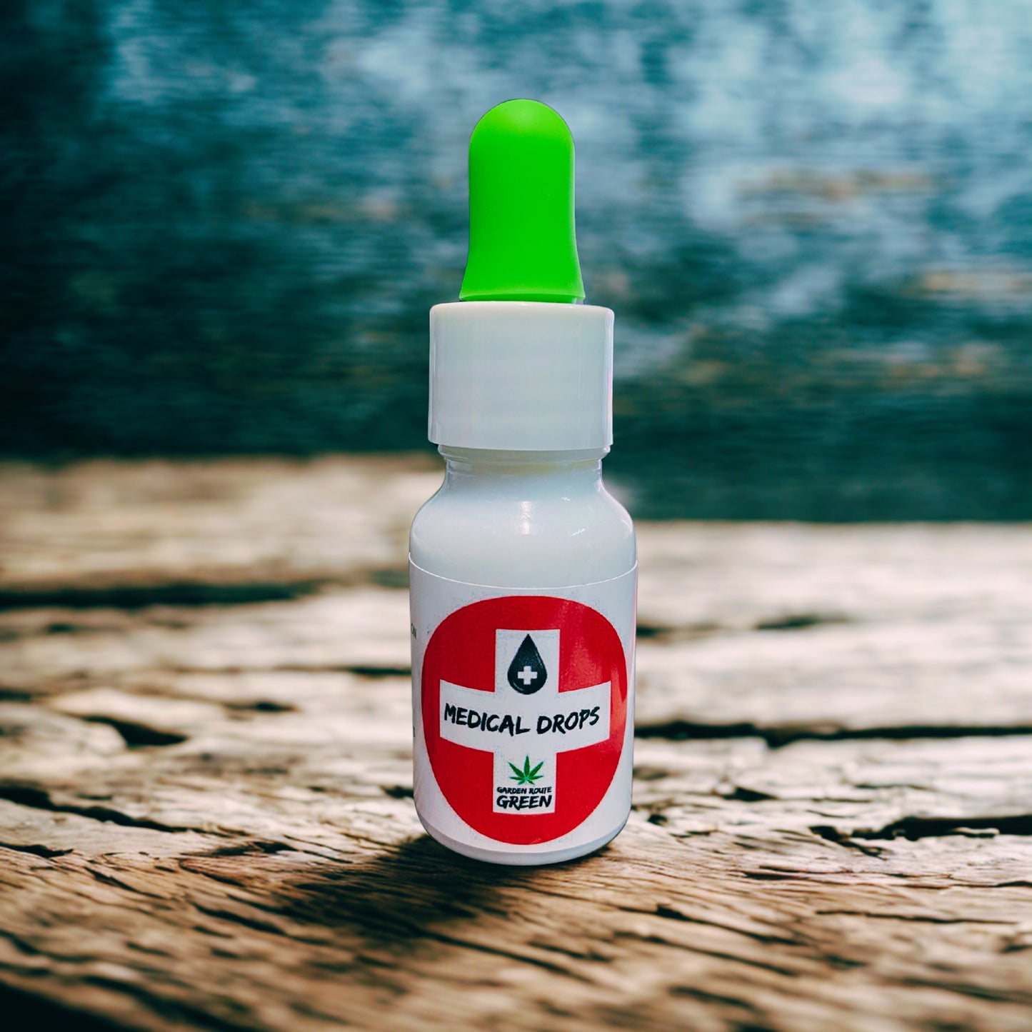 Medical Drops 2000mg FECO 1:1 CBD Tincture bottle with green dropper, exclusive to Mossel Bay Cannabis Shop.